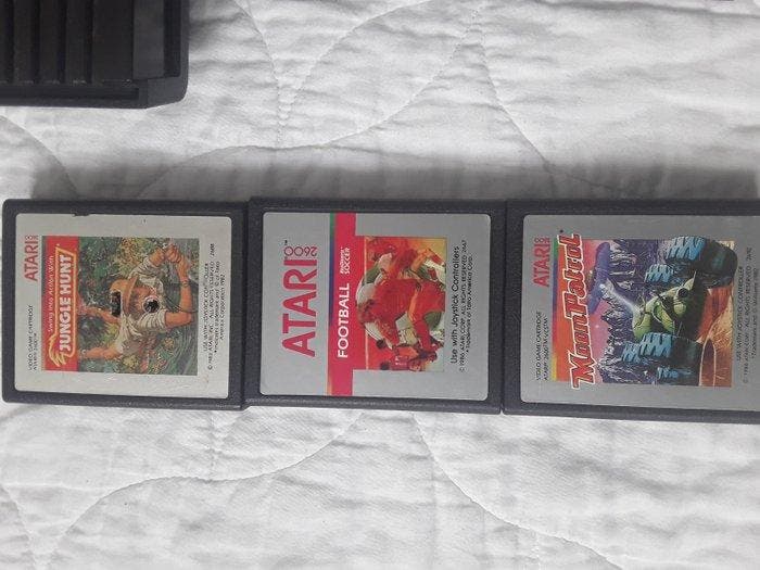 Atari - 2600 VCS - Videogameconsole + games, Games en Spelcomputers, Spelcomputers | Overige Accessoires