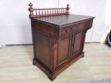 Dressoir - Hout - klein kastje