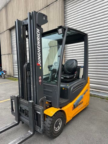 LCM1620 - Jungheinrich EFG216, 1000 à 2000 kg, Électrique, Chariot élévateur, Jungheinrich 