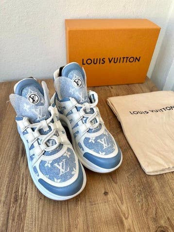 Louis Vuitton - Sneakers - Maat: EU 38, Nieuw