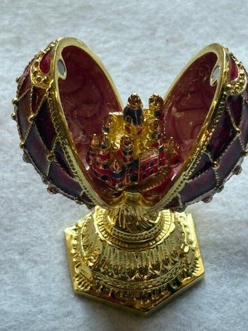 Fabergé ei - Danila: op Fabergé geinspireerd ei, met