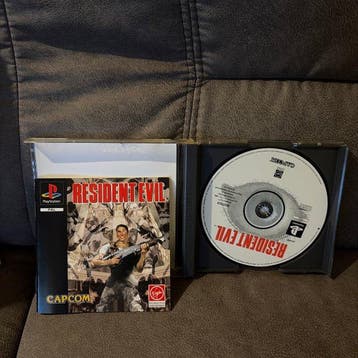 Sony - Playstation 1 (PS1) - Resident Evil - Videogame - In