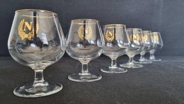Service de boisson (6) - Verre - verres à cognac Napoléon.