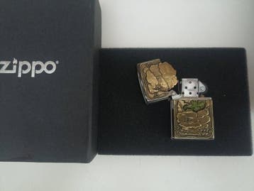 Zippo - Aansteker - Staal (roestvrij), Messing, Verzamelen, Rookartikelen, Aanstekers en Luciferdoosjes, Nieuw