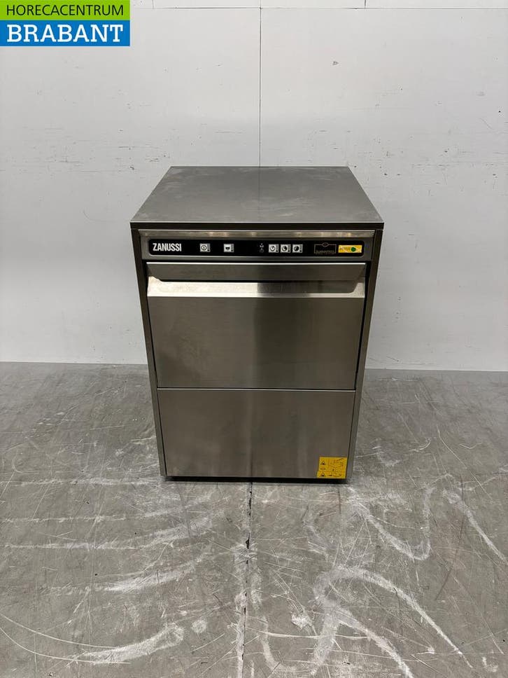 Lave-vaisselle Zanussi en acier inoxydable 400V Restauration, Articles professionnels, Horeca | Équipement de cuisine, Envoi