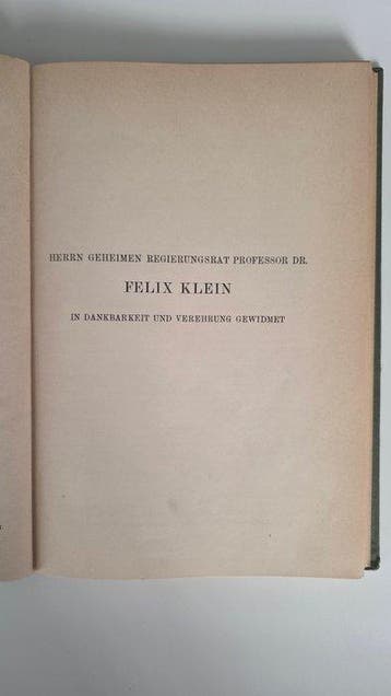 Dr. Hermann Weyl - Die Idee der Riemannschen Fläche - 1913