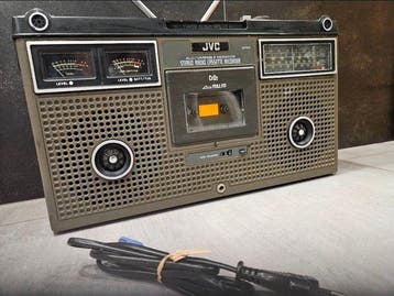 JVC - 9475LS Portable Stereo Radio Cassetterecorder-speler