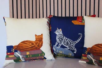 Set van 3 kussens met vintage Gatti-stof op de