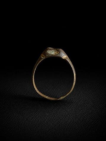 Oud-Romeins, Keizerrijk Brons Ring - Derde tot vierde eeuw, Antiek en Kunst