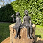 sculptuur, Boy and girl - 22.5 cm - Polystone