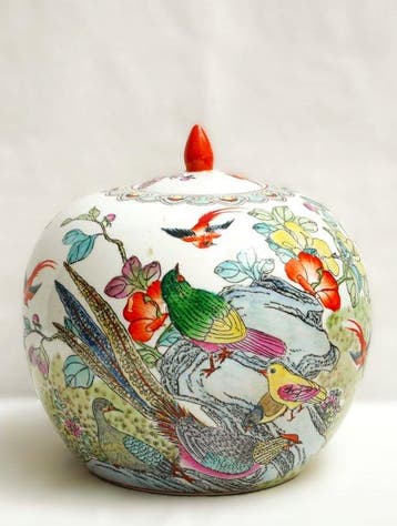 Vase avec couvercle - Porcelaine