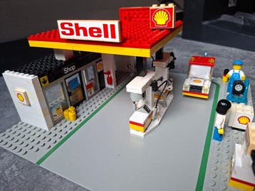 Lego Set - Classic Town - 6378 Service station Shell