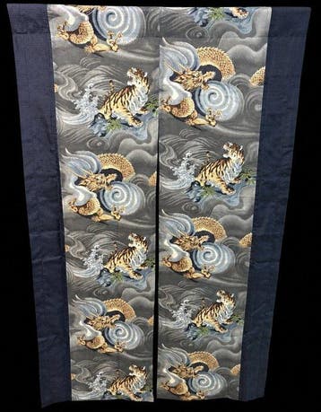 Handmade Indigo Oshima Silk Kimono - Wandtapijt - 131 cm -, Maison & Meubles