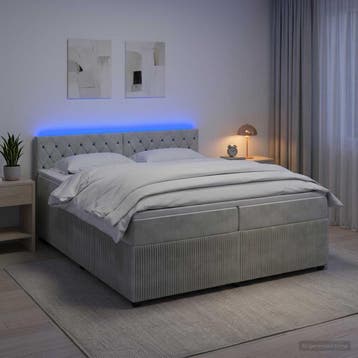 vidaXL Boxspringbed met matras Lichtgrijs 200 x 200 cm, Verzenden, Nieuw