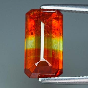 1 pcs Geel, Oranje Sfaleriet - 10.83 ct - nternational