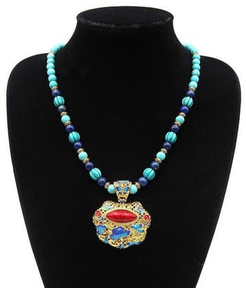 Howliet turquoise - Boeddhistische halsketting - Beschermt