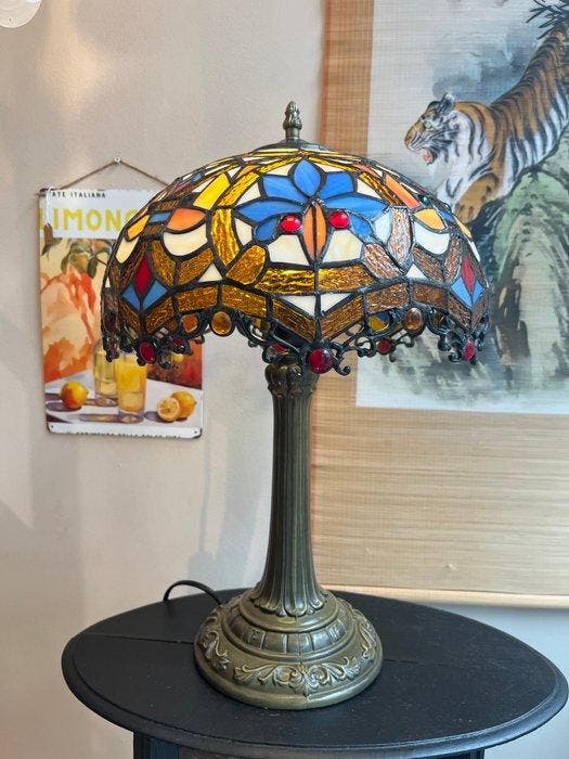 Lampe de table buffet - Vitrail, Antiquités & Art, Curiosités & Brocante