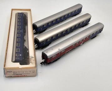 Arnold N - 0321, 3210, 3252 - Ensemble de wagons de, Nieuw
