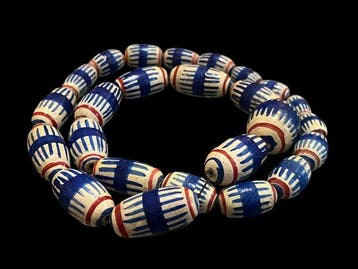 collier - V-vormige pijlen - Bamileke - Kameroen (Zonder