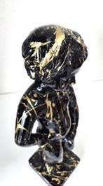 Art House - Figure - modern beeldmet de hand goud bedript, Antiek en Kunst