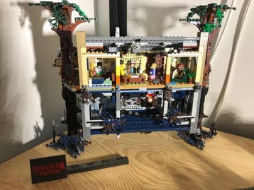 Lego Set - 75810 - Stranger Things - The Upside Down, Kinderen en Baby's, Nieuw
