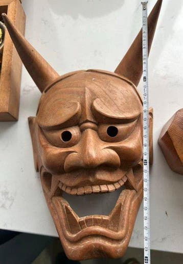 Zeldzame vintage Japanse Showa houten Hannya-noh masker, met