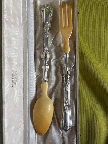 Armand Frénais - Saladebestek - .950 zilver - 1850-1900