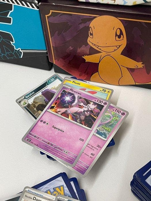 Pokémon - 2500 Mixed collection - Scarlet & Violet - Journey, Hobby en Vrije tijd, Verzamelkaartspellen | Pokémon
