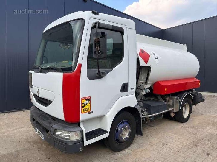 RENAULT MIDLUM 150 TANKWAGEN 2000, Auto's, Vrachtwagens, Ophalen