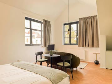 Appartement aan Rue Xavier De Bue, Uccle, 35 tot 50 m²