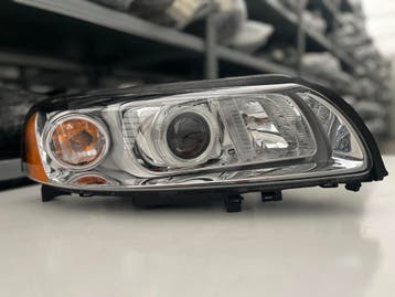 VOLVO XC70 2 XENON KOPLAMP RECHTS 89902403, Auto-onderdelen, Verzenden, Gebruikt, Volvo