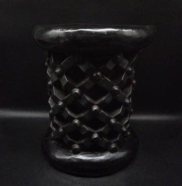 Magnifique tabouret - sculptuur - Bamileke - Kameroen