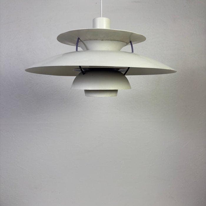 Poul Henningsen - Plafondlamp - PH5 - Metaal, Antiek en Kunst, Antiek | Meubels | Stoelen en Sofa's