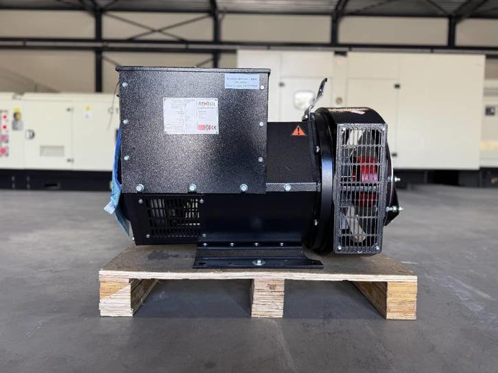[Other] DPX CJ224E - 60 kVA Alternator - DPX-33904, Articles professionnels, Machines & Construction | Générateurs, Enlèvement ou Envoi