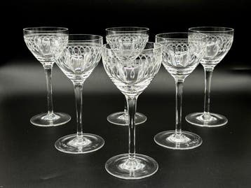 Service de boisson (6) - Verres à vin - Ancienne