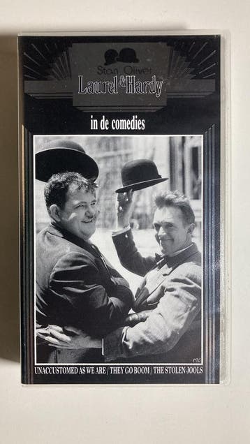 LAUREL & HARDY IN DE COMEDIES: UNACCUSTOMED AS WE ARE / THEY
