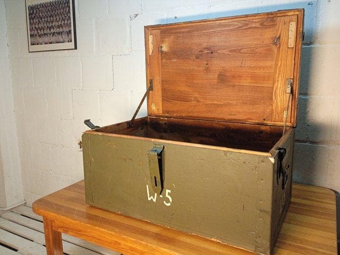 Krat - Grote militaire kist - Hout, Metaal, Antiquités & Art, Antiquités | Assiettes décoratives & Carrelages