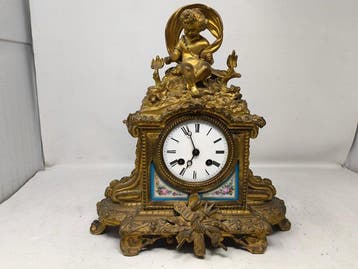 Figurale pendule - - Verguld brons - 1855-1867, Antiquités & Art