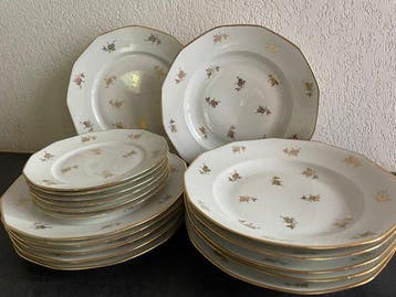 Service de dîner (19) - Porcelaine, Antiquités & Art
