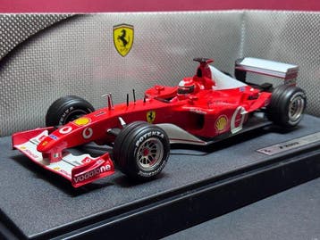 Ferrari - Michael Schumacher - 2002 - Schaal 1:18 modelauto, Collections