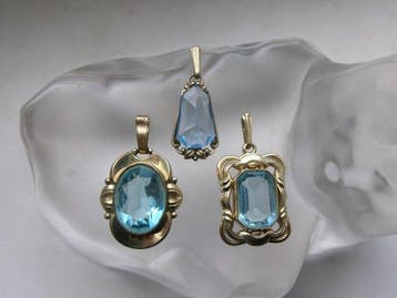 Verguld, Dubbel - Hanger - Art Deco drie hangers