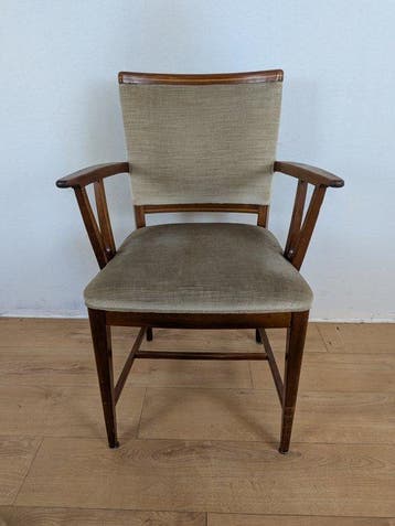 Stoel - Hout, Textiel - Een vintage fauteuil.