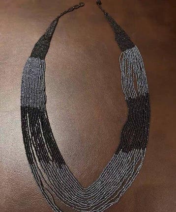 perlé - Collier - Collier de perles tissé à la main