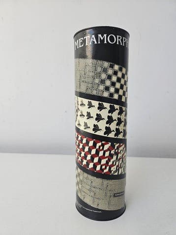 M.C. Escher (1898-1972) - Metamorphose