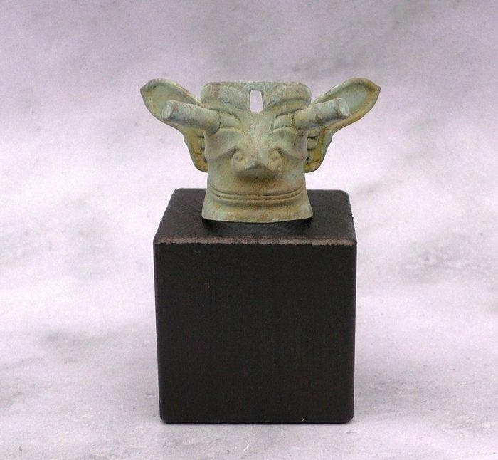sculptuur, Hongshan Cultuur Bronzen Masker van het type, Antiek en Kunst, Curiosa en Brocante
