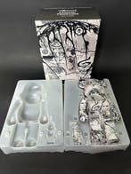 Medicom Toy - Be@rbrick 400% & 100% Hiroki Tsukuda