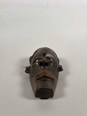 masque « Mukishi wa Tchinlongho » - sculptuur - Chokwe -