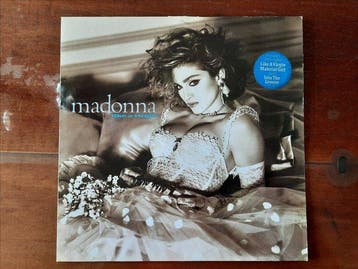 Madonna, Kate Bush - 3 x albums and Poster - Différents, CD & DVD