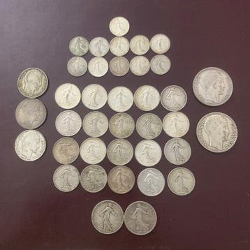 Frankrijk. lot of 38 Silver coins, Timbres & Monnaies