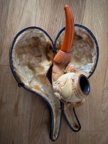 Pipe en écume de mer - Pierre (pierre minérale), Écume de